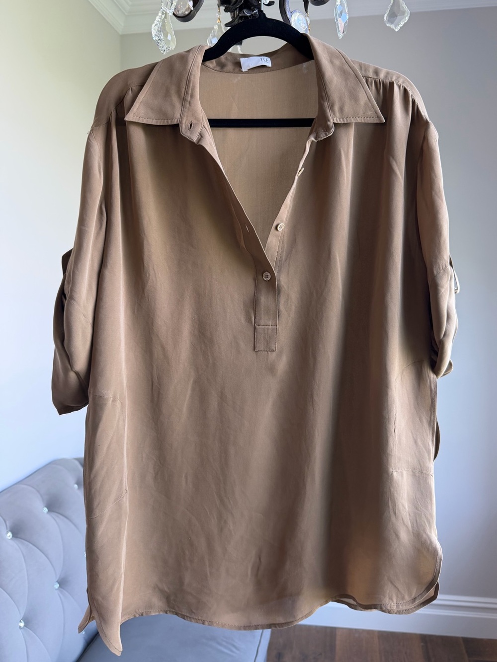 TSE 100% Silk size 8 Blouse